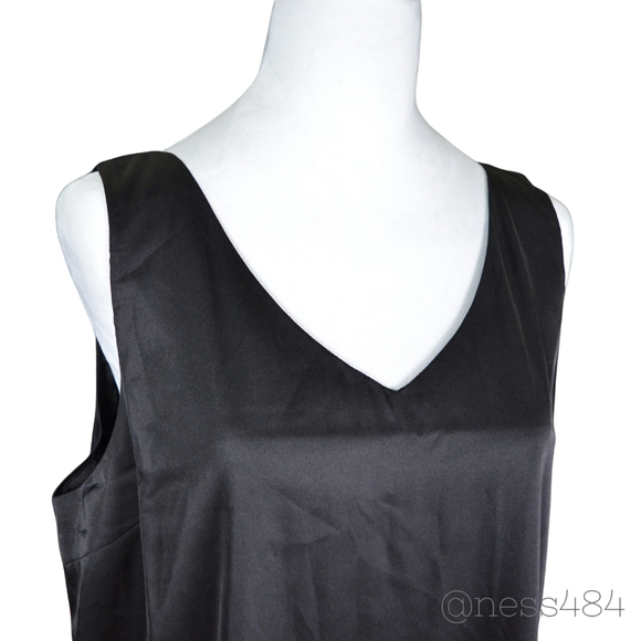 NWT Women's Zenana Tank Top Size L Black - Picture 3 of 4